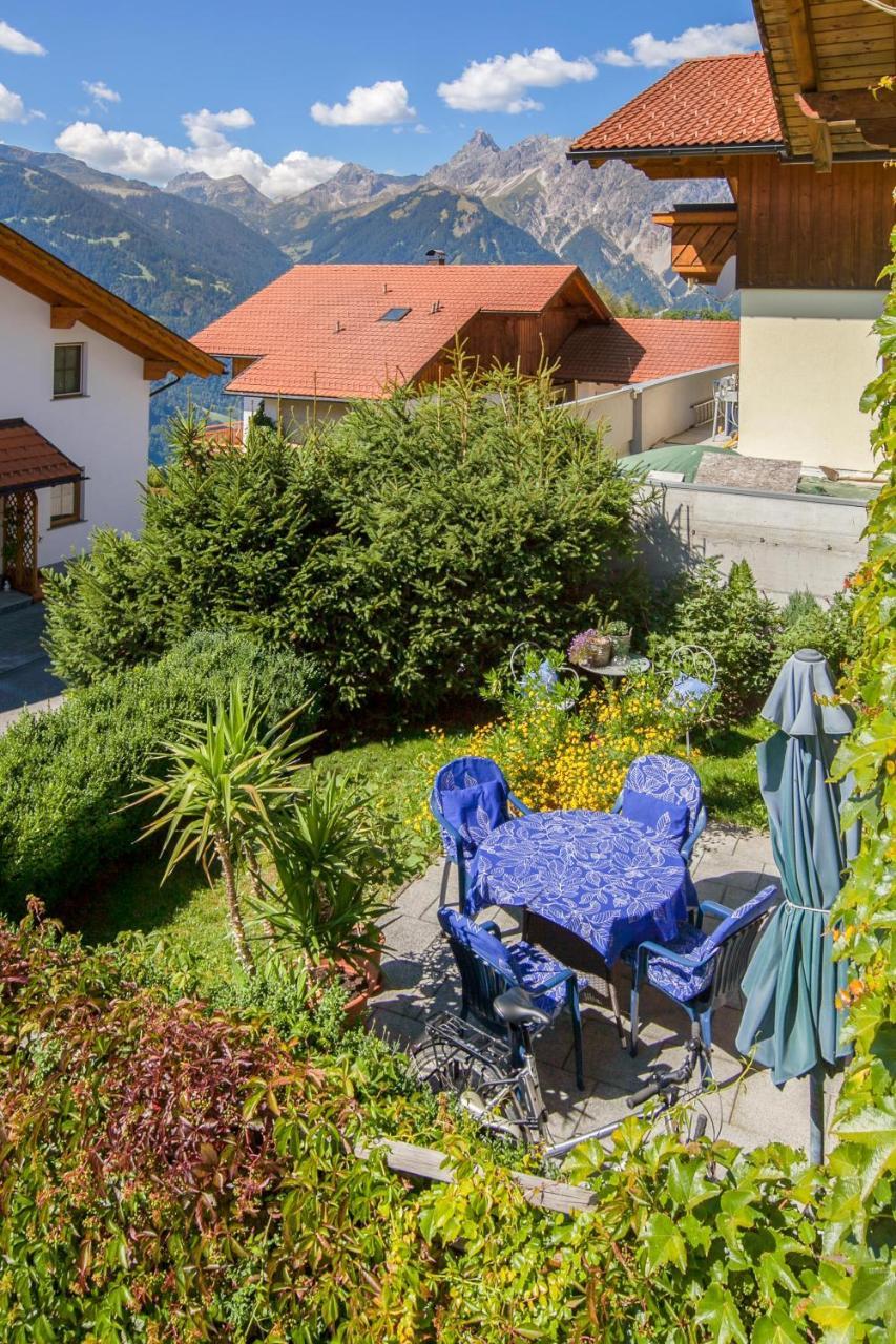 Apartmán Haus Battlogg Bartholomäberg Exteriér fotografie